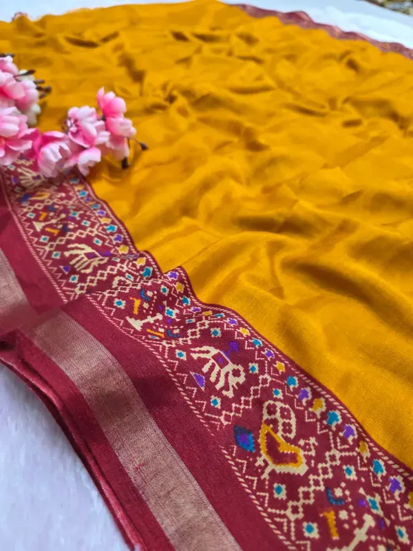 Traditional_Patola_Border_Saree_With_Plain_Body_Dola_Silk_Saree_-_Yellow