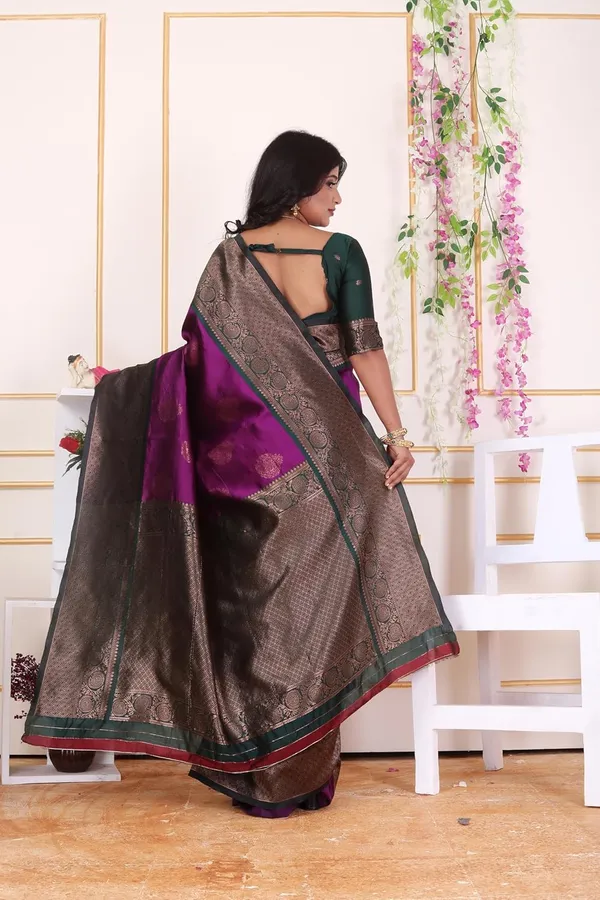 Purple_&_Coffee_Brown_Kanjivaram_Soft_Silk_Saree_In_Purple_&_Coffee_Brown_With_Rich_Copper_Zari_Weaving_And_Unstitched_Blouse_Piece