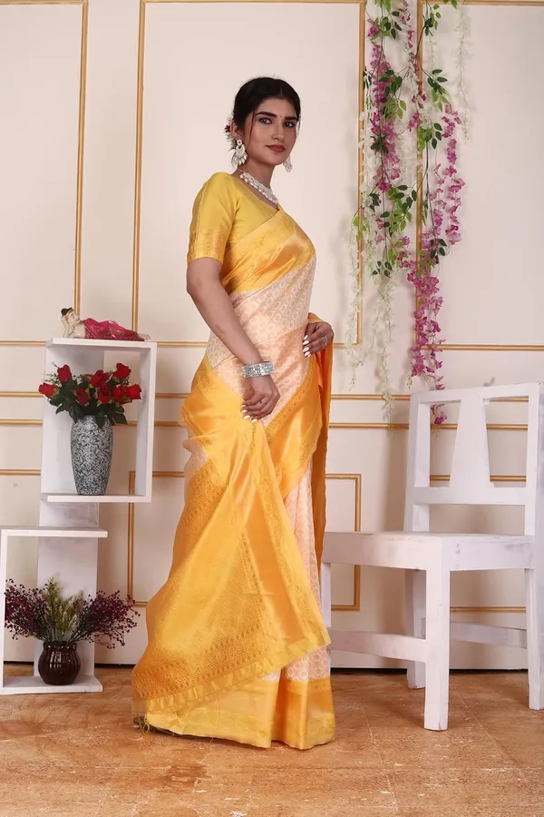 Peach_&_Yellow_Pure_Kanjivaram_Soft_Silk_Saree_With_Rich_Golden_Zari_Border_Peach_&_Yellow_Traditional_Saree_With_Blouse_Piece