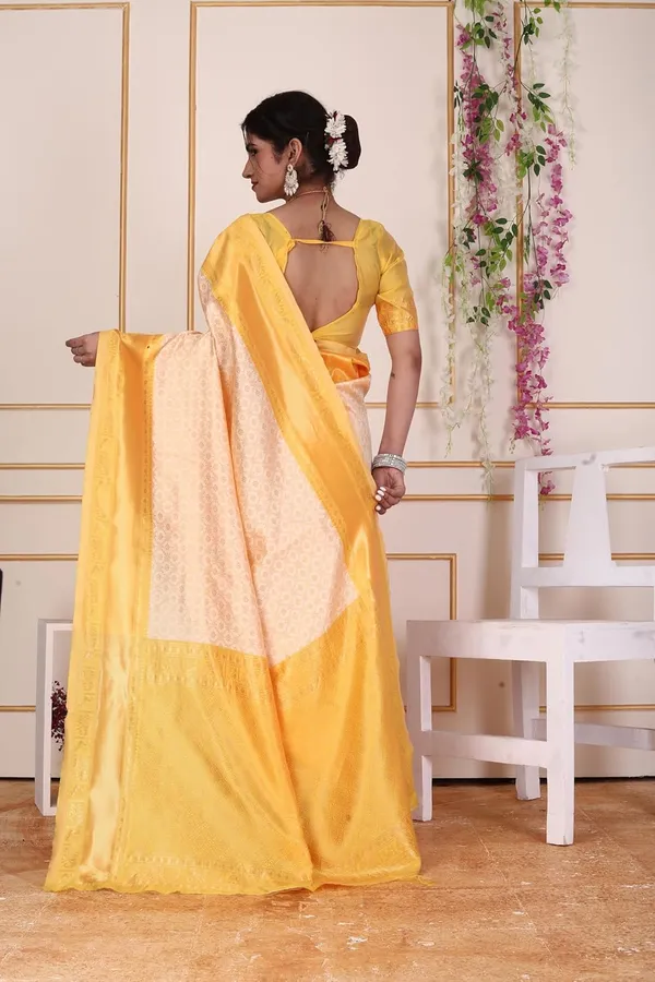 Peach_&_Yellow_Pure_Kanjivaram_Soft_Silk_Saree_With_Rich_Golden_Zari_Border_Peach_&_Yellow_Traditional_Saree_With_Blouse_Piece