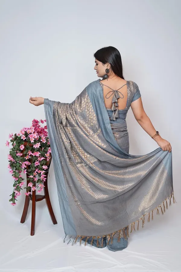 Grey_Grey_Cotton_Saree_With_Golden_Zari_Border_And_Tassel_Pallu_|_Soft_Lightweight_Saree_With_Blouse_Piece