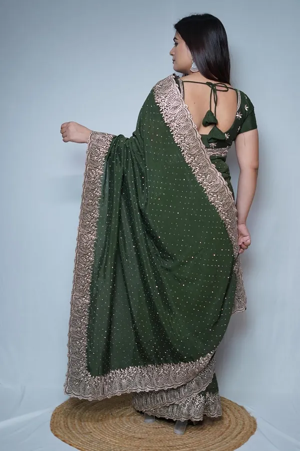 Dark_Green_Women'S_Georgette_Saree_With_Golden_Embroidery,_Heavy_Lace_Border,_Blouse_Piece
