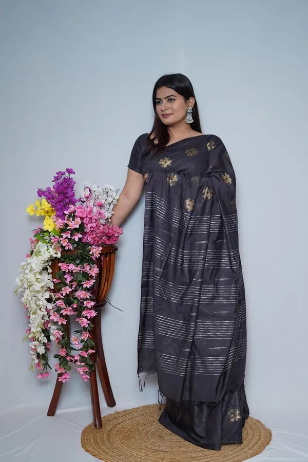 Charcoal_Black_Cotton_Saree_With_Zari_Weaving_Border_|_Includes_Blouse_Piece