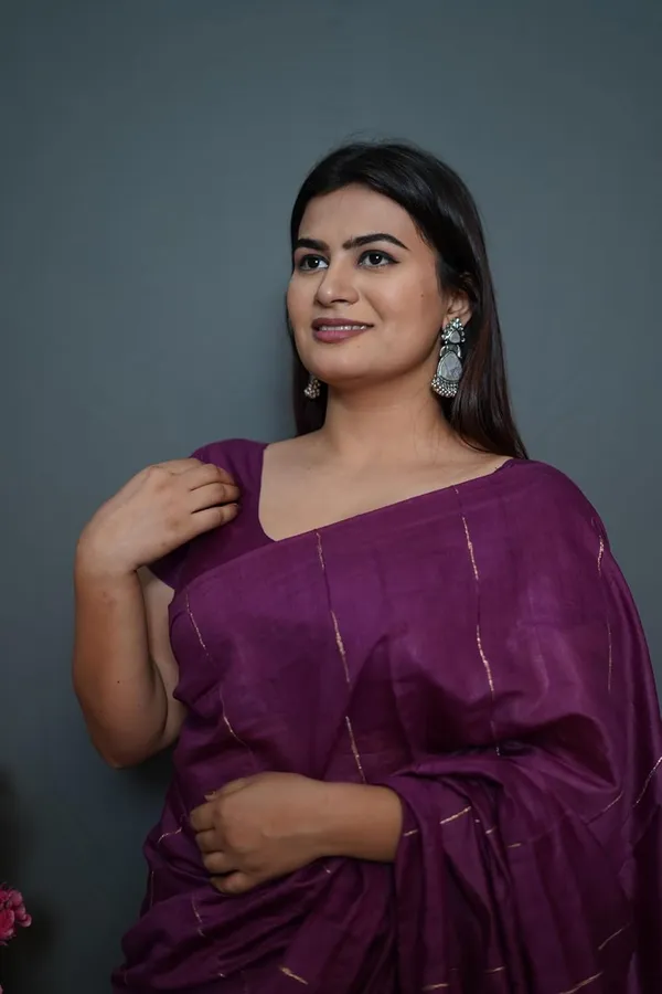 Purple_Soft_Cotton_Lightweight_Saree_For_Everyday_Wear_|_Includes_Unstitched_Blouse_Piece