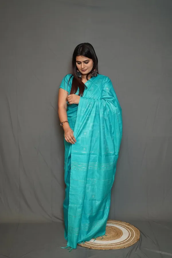 Skyblue_Cotton_Saree_With_Zari_Stripes_&_Tassel_Border_|_Traditional_Saree_With_Blouse_Piece