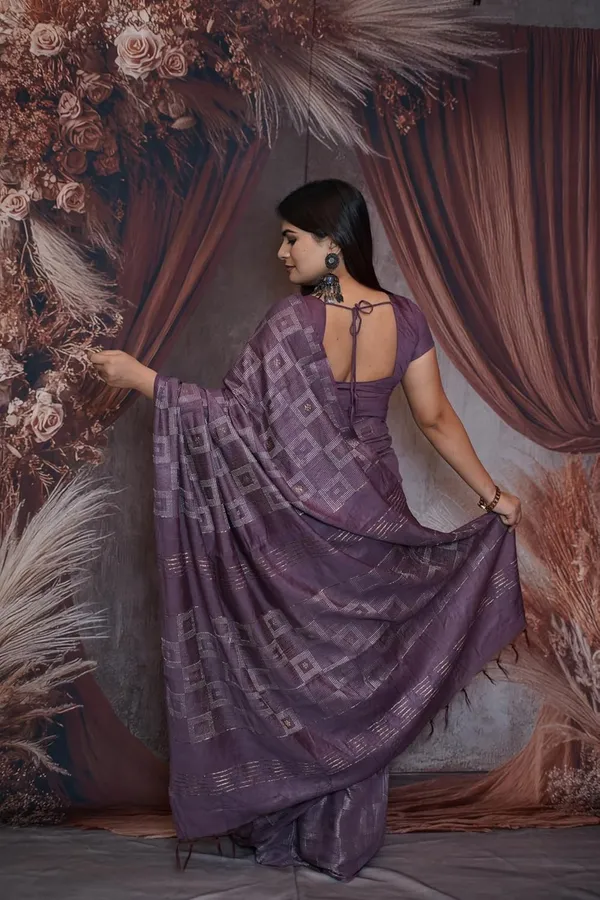 Lavender_Cotton_Saree_With_Zari_Stripes_&_Tassel_Border_|_Traditional_Saree_With_Blouse_Piece