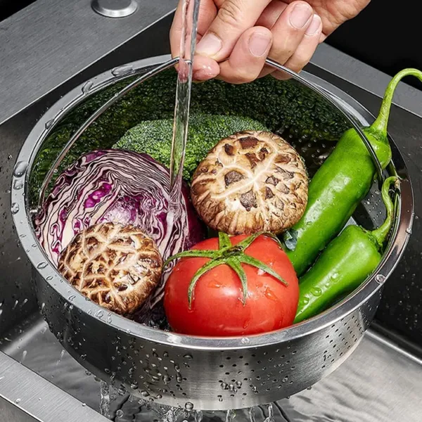 Silver_20Cm_Stainless_Steel_Steamer_Basket_With_Handle,_–_Rice_Cooker_Steaming_Insert_For_Vegetables,_Meat,_Fish_&_Food_–_Durable_Metal_Steamer_For_Kitchen_Cookware_&_Warmers