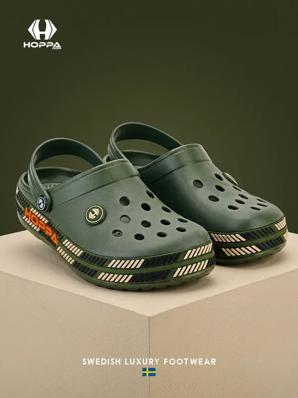 Liner_Clogs_Men_S_Olive
