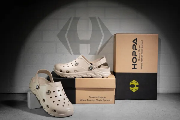Coucci_Clogs_Men_S_Beige