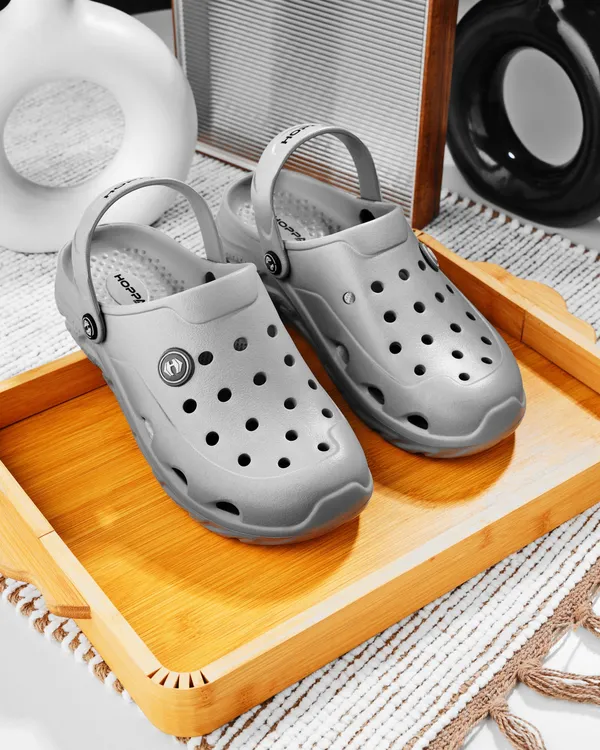 Coucci_Clogs_Men_S_Ice_Grey