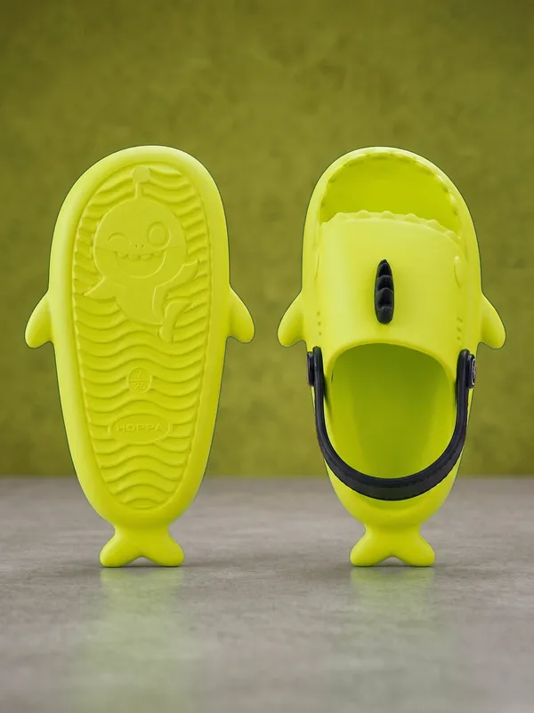 Baby_Shark_Clog_Kid_S_Neon_Black