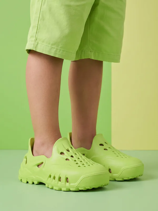 Alpha_Kid_Sneakers_Toddler_Neon