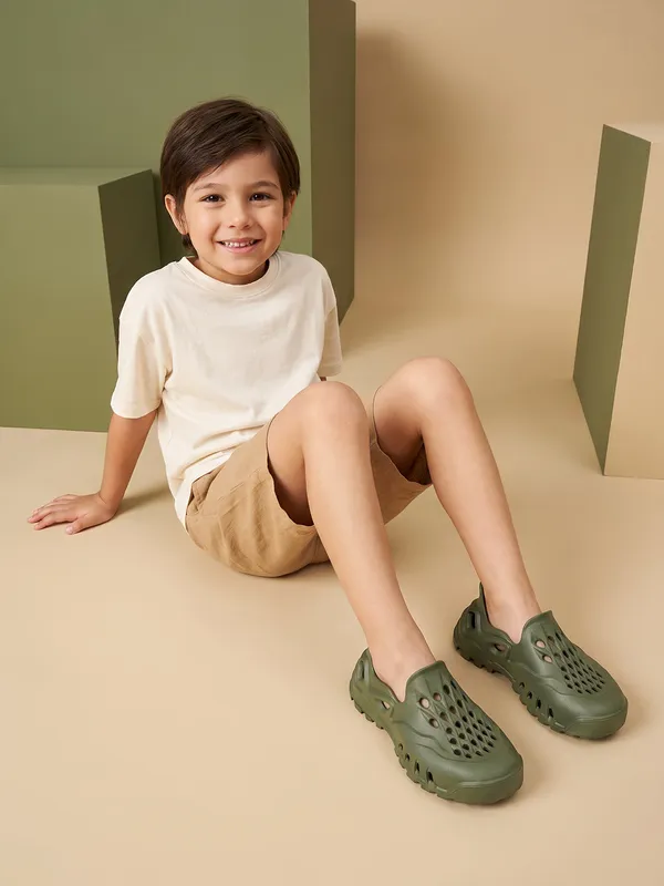 Alpha_Kid_Sneakers_Toddler_Olive