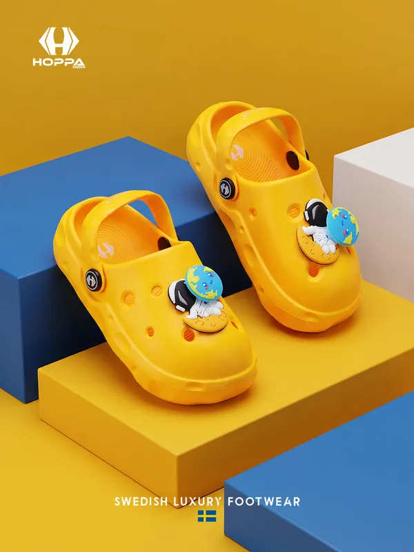 Buzz_Clogs_Kid_S_Yellow