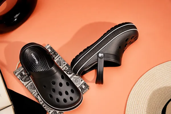 Ellsa_Kid_S_Clogs_Black