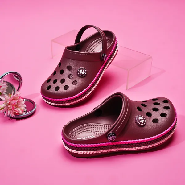 Braiding_Kid_S_Clogs_Red
