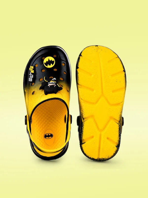 Batman_Kids_Clogs_Yellow_Black