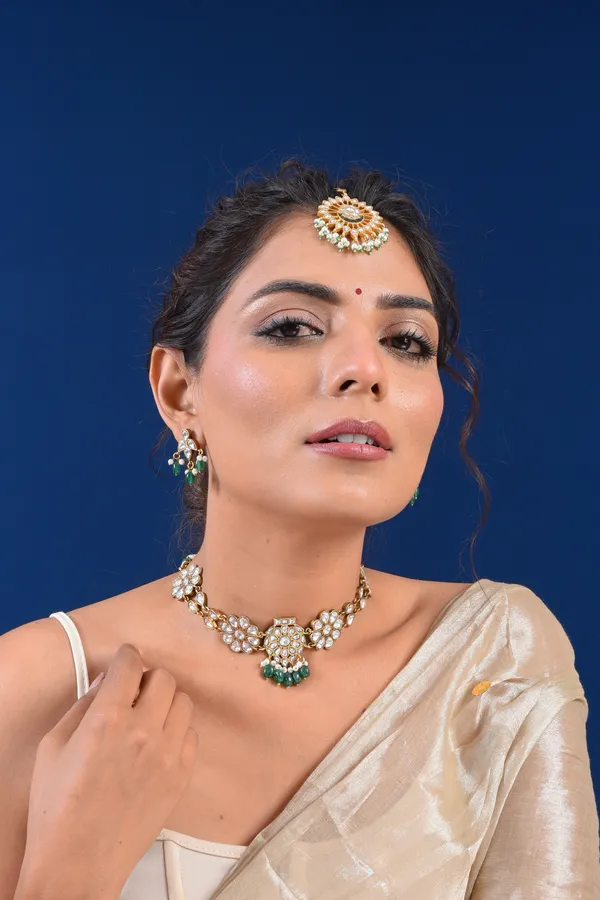 Gold_Plated_Sahar_Tikka_For_Women
