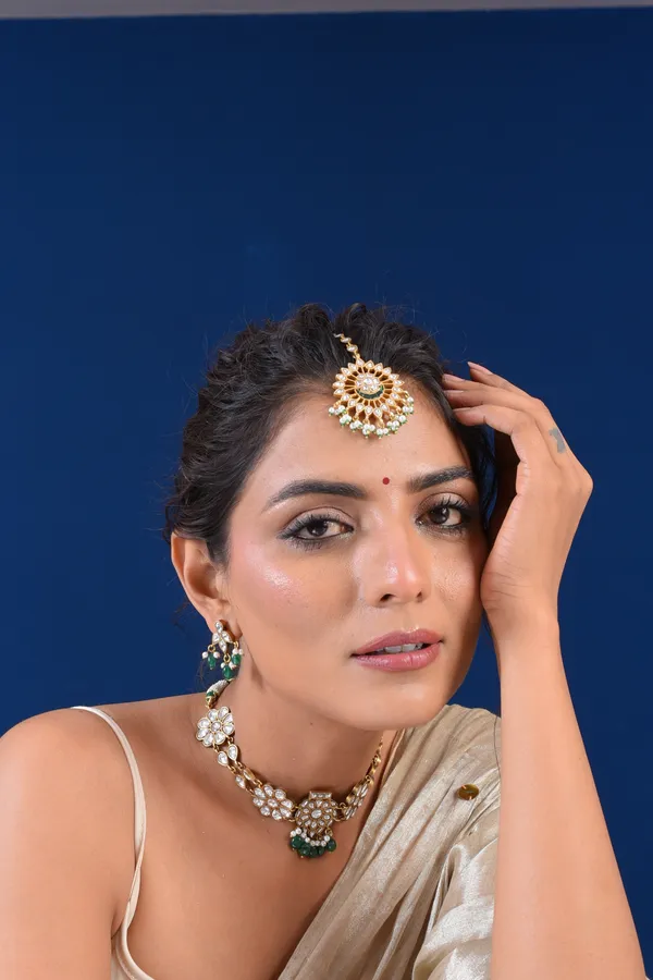 Gold_Plated_Sahar_Tikka_For_Women