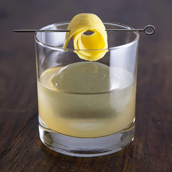 Premium_Old_Fashioned_Whiskey_Glasses_Set_|_Imported_Transparent_Tumblers_|_Perfect_for_Scotch,_Juice,_Bourbon,_Wine,_Cocktail_|_Best_Gift_for_Whisky_Lovers_(Round,_12)