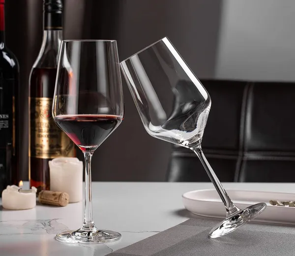 Italian_Premium_Long_Stem_Champagne_Glasses__|_250_ML_Crystal_Clear_Glass_for_White_or_Red_Wine_Brandy_Burgundy_Cocktail_Party_|_Best_Gift,_Transparent_Unique_Tableware