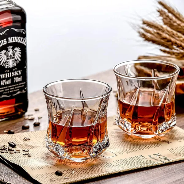 Italian_Premium_Whiskey_Glasses_Set_of_4_|_300ML_Old_Fashioned_Scotch_Glass_|_Imported_Tumblers_for_Bourbon_Beer_Wine_Cognac_Cocktail_|_Best_Gift_for_Whisky_Lovers_(Design_Panga,_4)