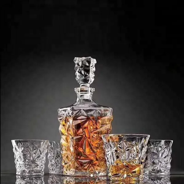Premium_Crystal_Clear_7Pcs_Bar_Set,_1_Decanter_Bottle(850ml)_with_6_Whiskey_Glasses(300ml),_Perfect_for_Scotch,_Bourbon,_Wine,_Vodka,_Cocktail,_Tequila,_Rum_|_Best_Gift_for_Men_(Diamond_Crystal)