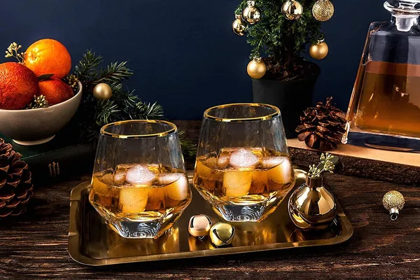 Italian_Premium_Crystal_Whiskey_Glasses_Set_of_6_|_Crystal_Clear_Imported_300ML_Scotch_Glass_|Old_Fashioned_Drinking_Crystal_Whiskey_Glass_for_Bourbon,_Rocks,_Cocktail,_Scotch_and_Rum
