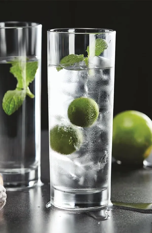 Italian_Premium_Juice_and_Water_Glasses_Set_of_6_Transparent,_300ml,_Drinking_Water_Glasses_Stylish_&_Crystal_Square_Highball_Glasses_for_Water,_Juice_&_Cocktails,_Glass_Set_of_6_for_Water