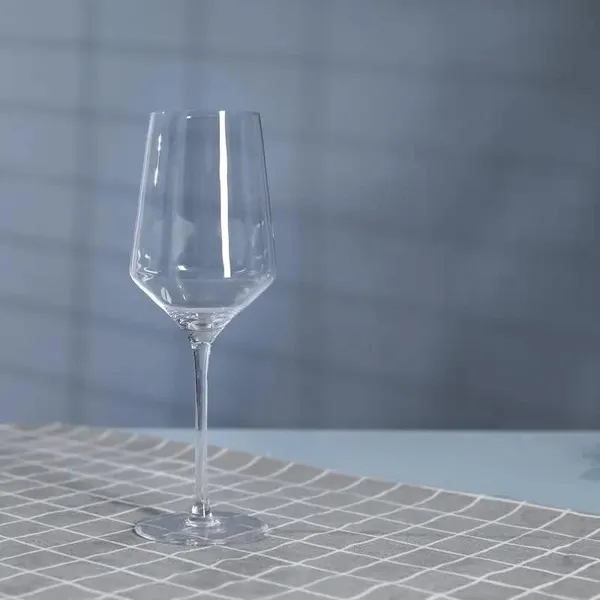 Red_or_White_Wine_Glass_6_Pcs._Set,_450_ml,_Transparent_Glass_Classic_Brandy_Party_Glasses_Set_Crystal_Clear_Tableware_Glass