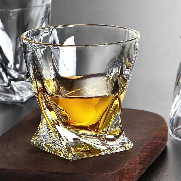 Whiskey_Glass_Set_of_6_Pcs_-_300_ML_with_Bottom_Thick_Walls_&_Heavy_Base_Glass_for_Drinking_Bourbon,_Whisky,_Scotch,_Cocktails_Glass,_Tumblers