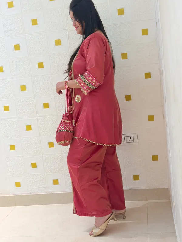 Pink_Viscose_Rayon_Co-Ord_Set_with_Kurti,_Palazzo_&_Potli_–_Embroidery_and_Mirror_Work_–_CS001PLX1