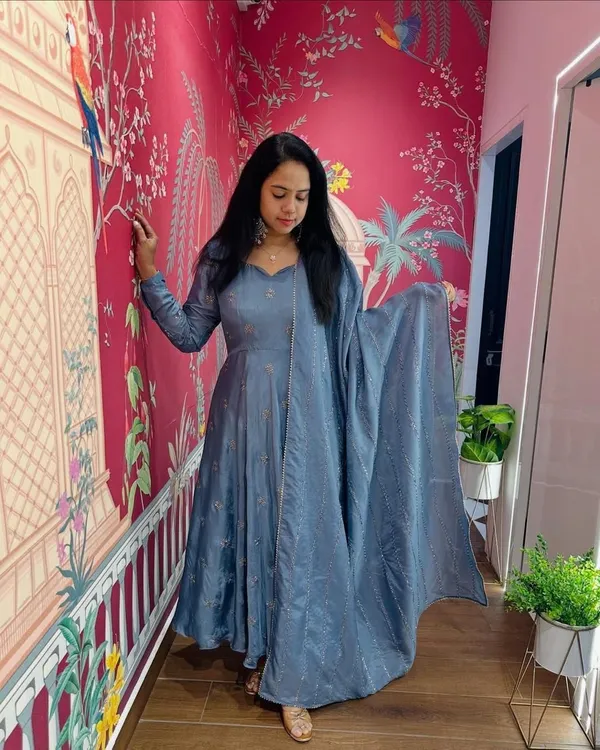 Blue_Chinon_Anarkali-style_kurti_and_dupatta_For_Women