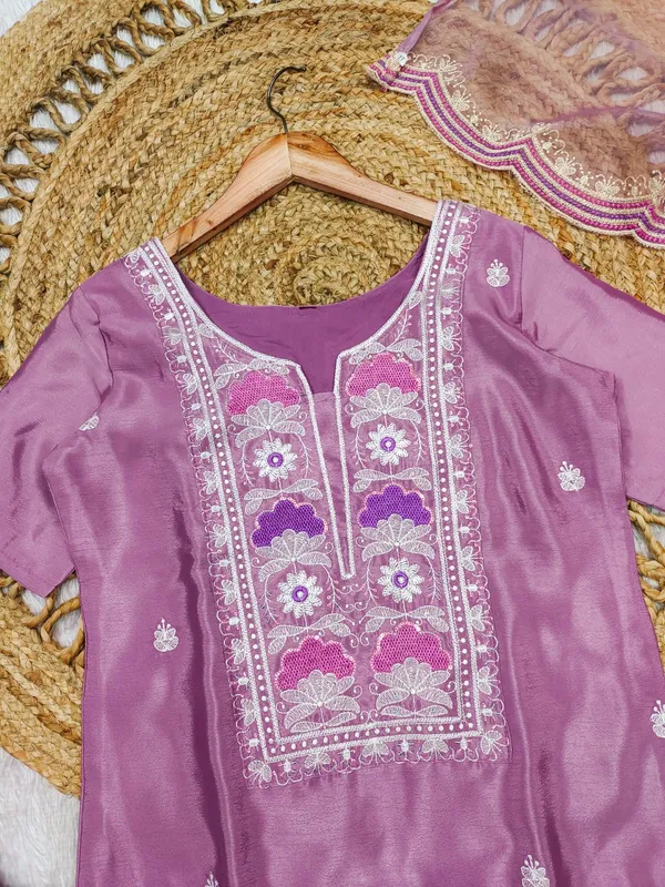 Pink_Chinon_Embroidery_work_kurti_Pant_For_Women