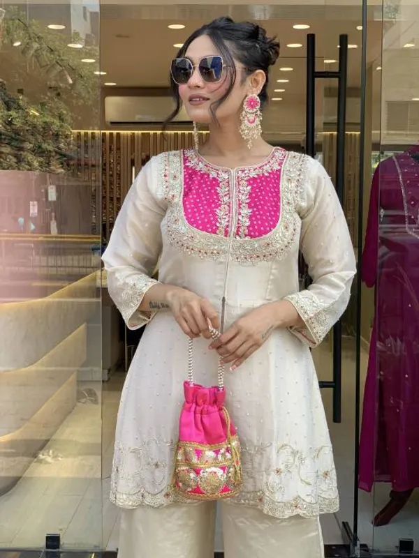 Pink_Roman_Silk_Embroidered_Kurta_Palazzo_Set_For_Women
