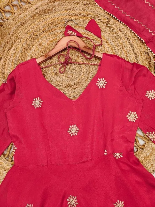 Red_Chinon_Anarkali-style_kurti_and_dupatta_For_Women