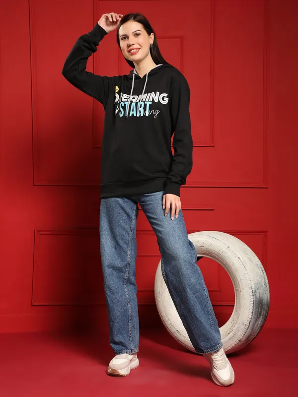 Black_Printed_Hoodies_For_Women