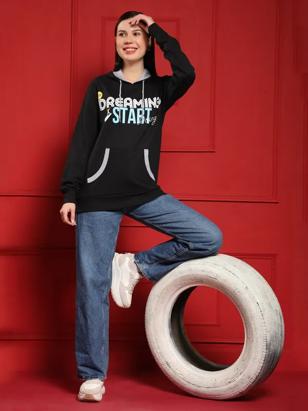 Black_Printed_Hoodies_For_Women