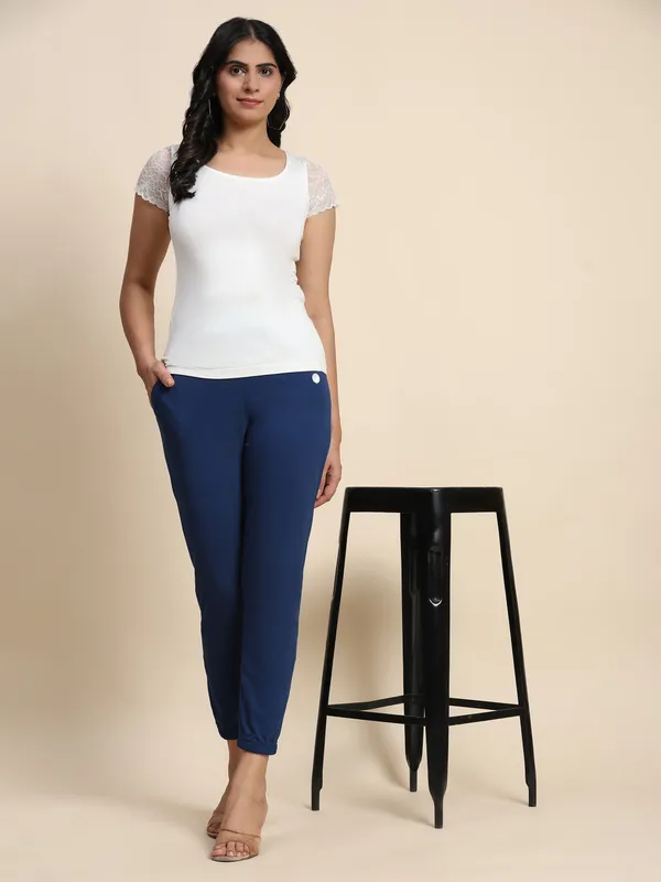 Multicolor_Joggers_Pant_For_Women_Pack_Of_3