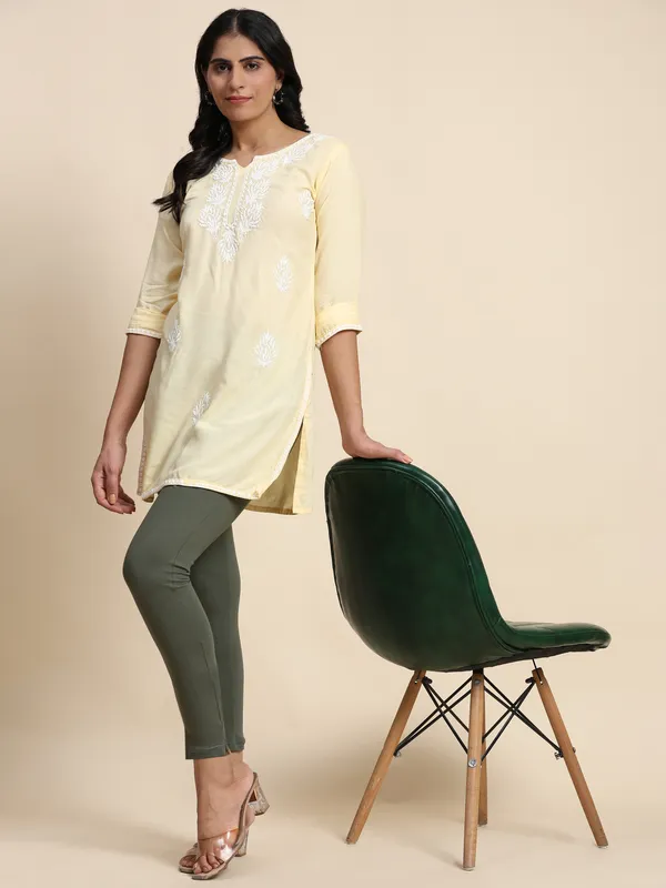 Pack_Of_5_Multicolor_Kurti_Pant_For_Women