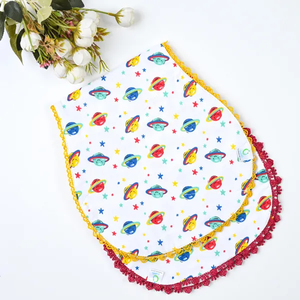 Elegant_Cotton_Space_Pattern_Burp_And_Bib_For_Kids