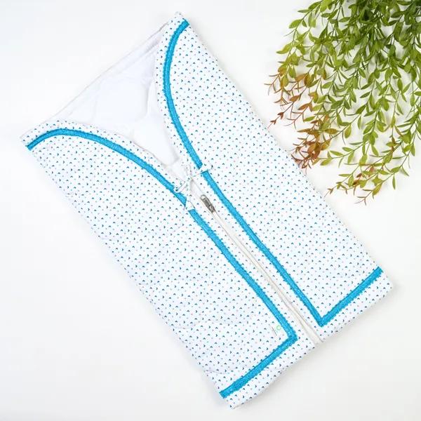 Blue_Elegant_Cotton_Hearts_Pattern_Sleeping_Bag_For_Kids
