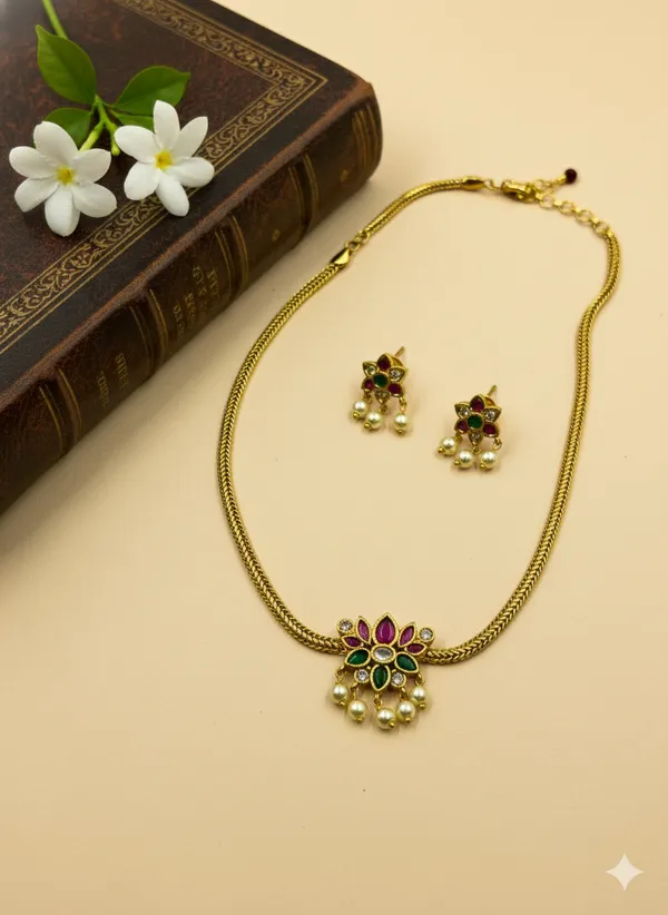 Gold_Plated_Lotus_Design_Set_For_Woman