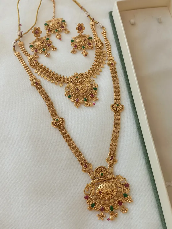 High_Gold_Pleated__Necklace_Comb_For_Woman