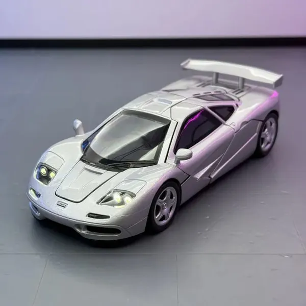Toyshimmer_1995_McLaren_F1_GTR_Scale_1:32_Collection_Hobby_Diecast_Model_Toy_Car_(Color:_Silver)