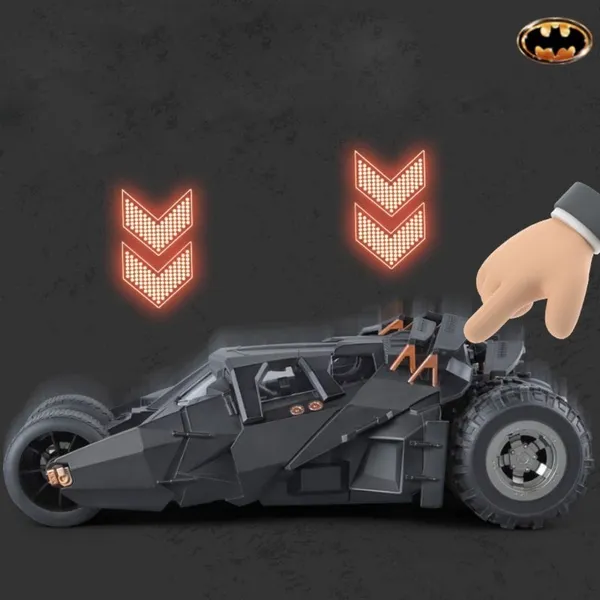 Toyshimmer_Authentic_Batmobile_Tumbler_Diecast_Car_1:18_–_Detailed_Collectible_with_Lights,_Sound_&_Exhaust_Mist