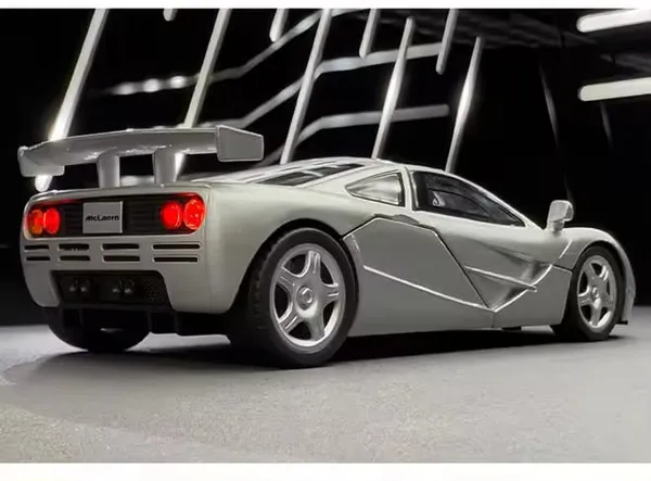 Toyshimmer_1995_McLaren_F1_GTR_Scale_1:32_Collection_Hobby_Diecast_Model_Toy_Car_(Color:_Silver)
