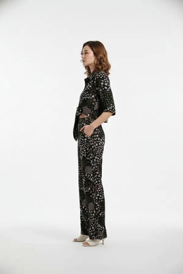 Black_Floral_Printed_Crop_Top_With_Trouser_For_Women