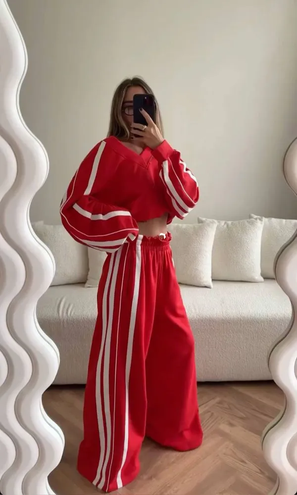 Red_Premium_Striped_Relaxed_Fit_Wide_Leg_Sweatpants_For_Women