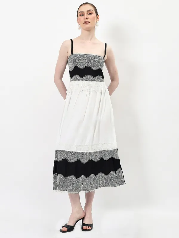 Colorblocked_Lace_Midi_Dress